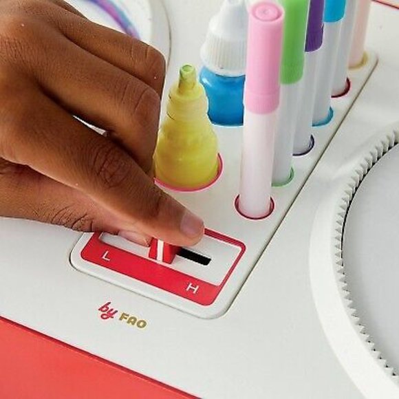 FAO Schwarz Spin & Twist 3D Designs Glow Swirl & Spiral Kit - NEW - Picture 4 of 6